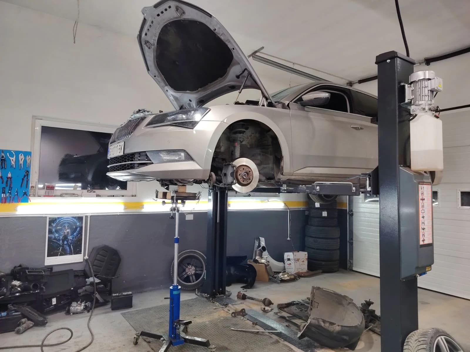 Servis kočionog sistema — zamena diskova i pločica, auto servis PAJA