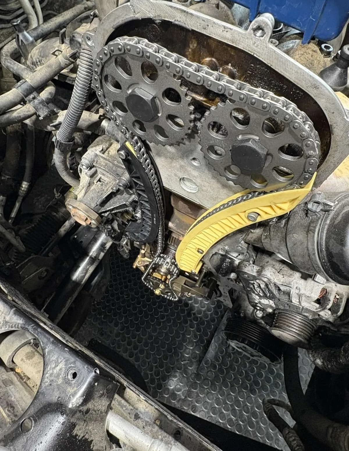 Zamena razvodne lančane garniture motora, auto servis PAJA Sremčica
